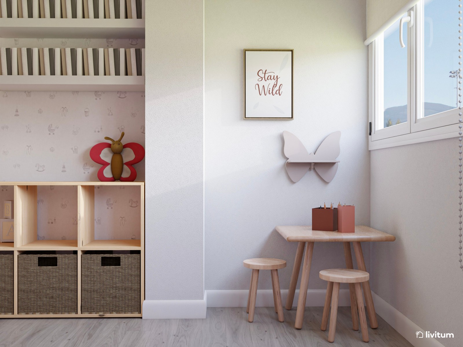 Dormitorio infantil con mesita de juego y decoración rosa