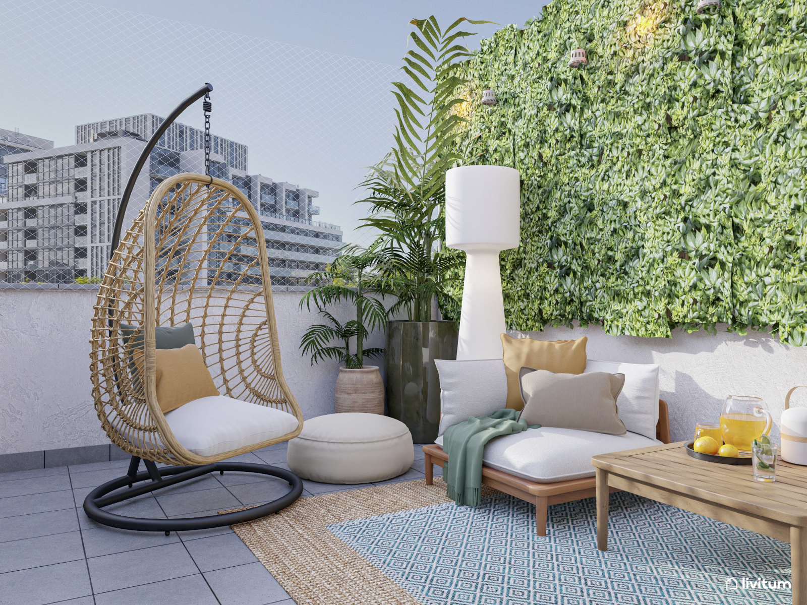 Terraza boho con jardín vertical y fibras naturales