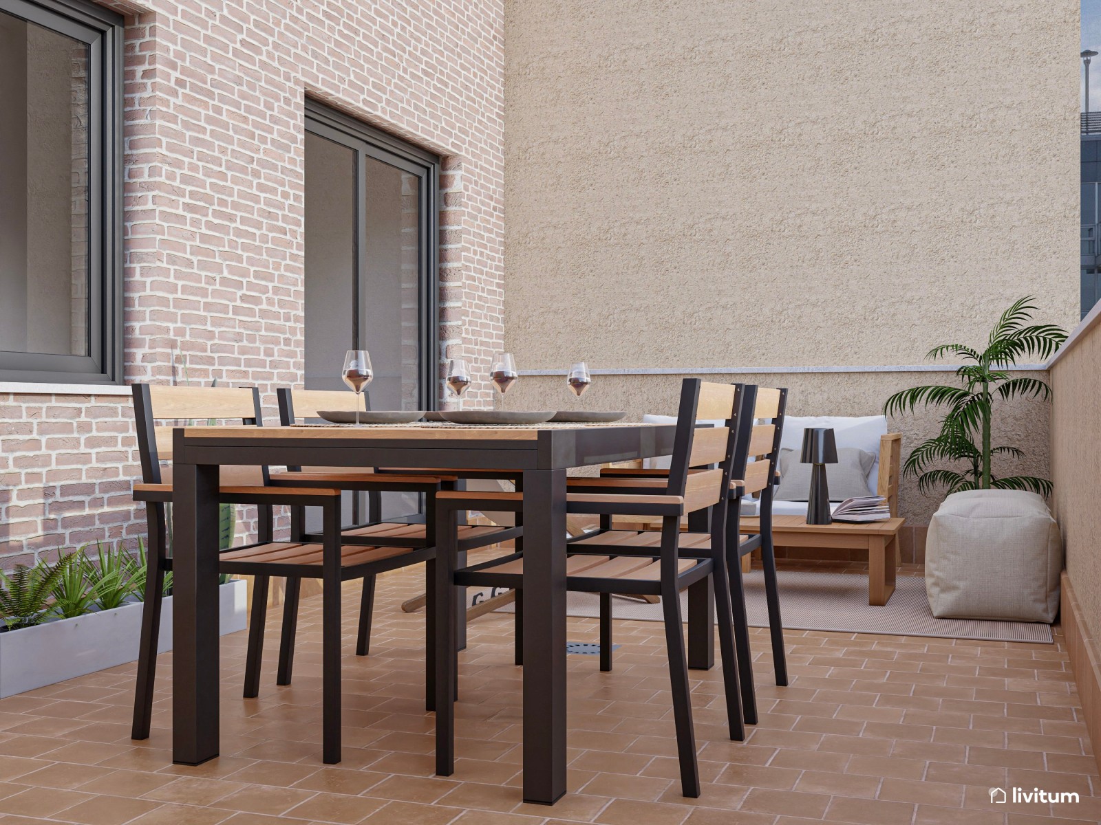 Terraza funcional con muebles de madera y acentos en negro